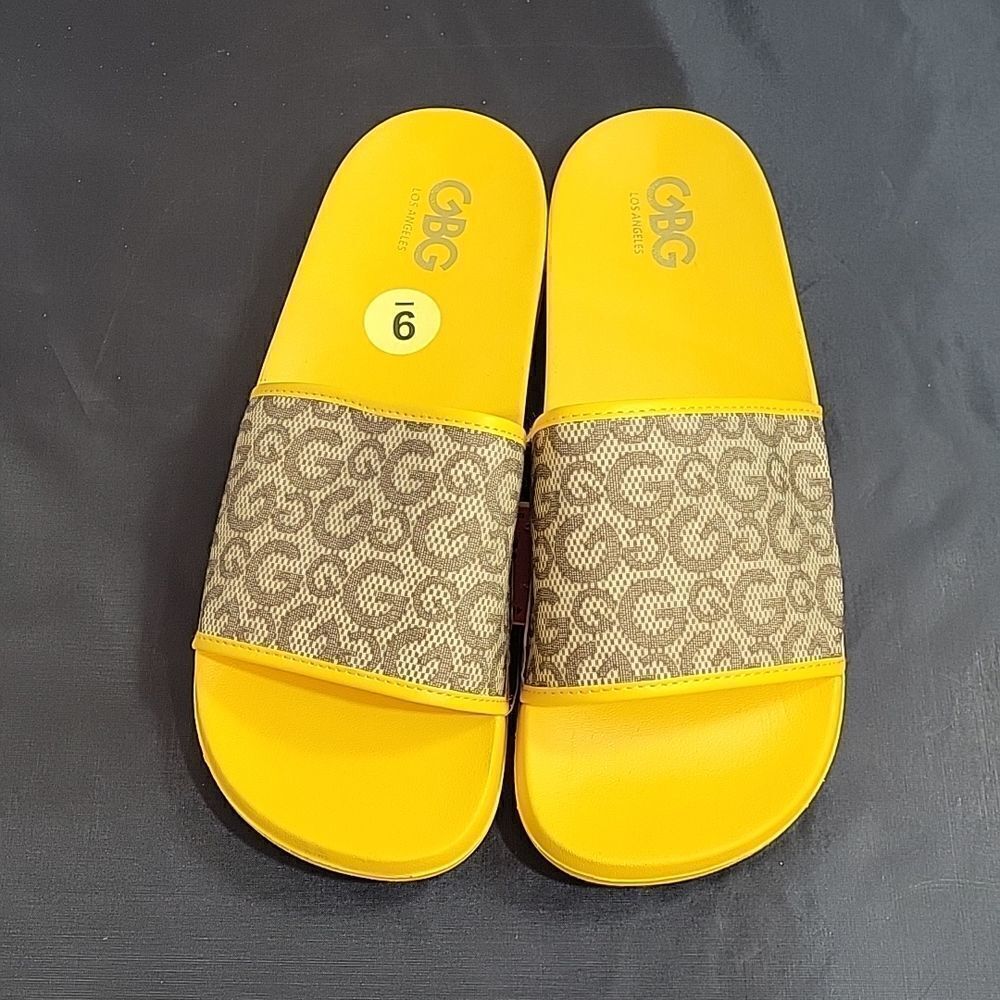 BRAND NEW GBGLOS ANGELES SLIP-ON WOMEN"S